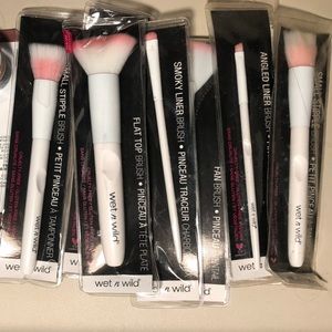 Wet n Wild Makeup Brushes